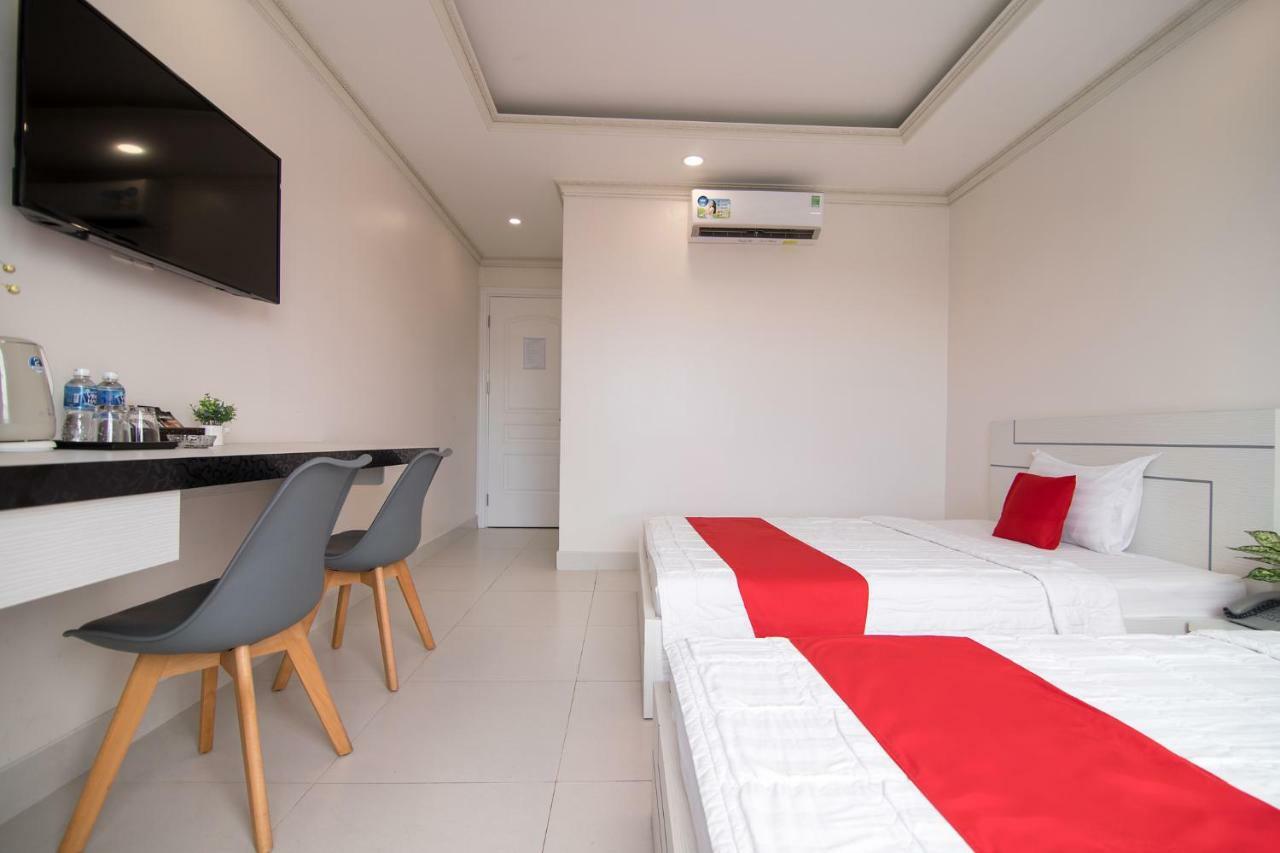 Bin Bin Hotel 4 - Near Sunrise City D7 Ho Chi Minh-Byen Eksteriør billede