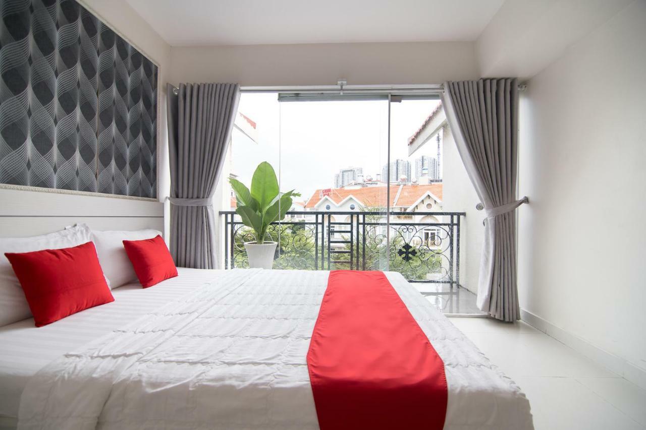 Bin Bin Hotel 4 - Near Sunrise City D7 Ho Chi Minh-Byen Eksteriør billede