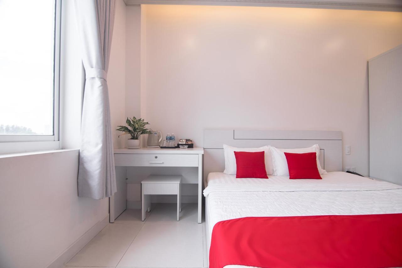 Bin Bin Hotel 4 - Near Sunrise City D7 Ho Chi Minh-Byen Eksteriør billede